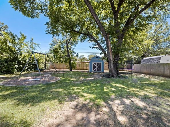 404 E Alexander Lane , Euless Texas 76040