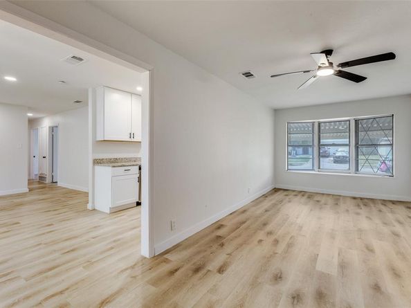 1442  Eastern Heights Drive , Mesquite Texas 75149