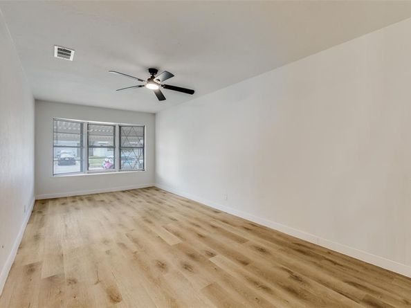 1442  Eastern Heights Drive , Mesquite Texas 75149