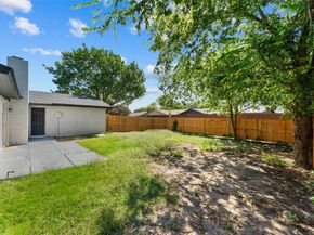 1845  Wilderness Trail , Grand Prairie Texas 75052
