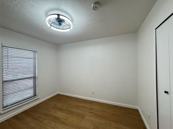 2914  Sweet Gum Street , Garland Texas 75044