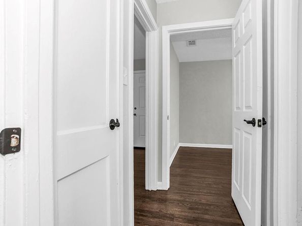 2412  Spiller Street , Fort Worth Texas 76105