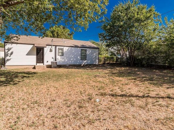 2412  Spiller Street , Fort Worth Texas 76105