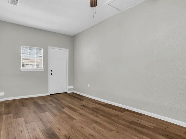 2412  Spiller Street , Fort Worth Texas 76105