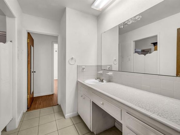 117  Redbird Lane N, Azle Texas 76020