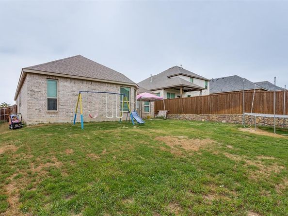 208  Flower Ridge Drive , Fort Worth Texas 76108