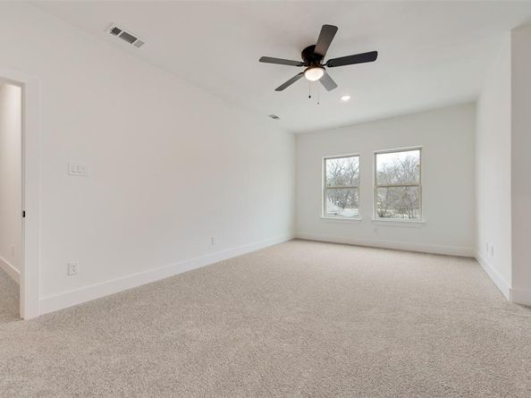 1426  Evans Avenue , Fort Worth Texas 76104