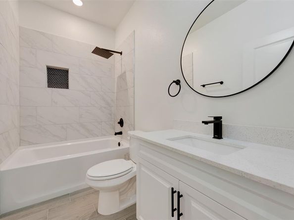 1426  Evans Avenue , Fort Worth Texas 76104