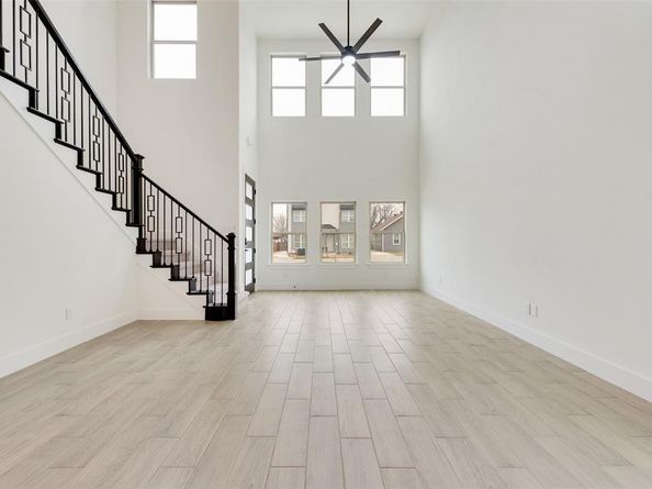 1426  Evans Avenue , Fort Worth Texas 76104
