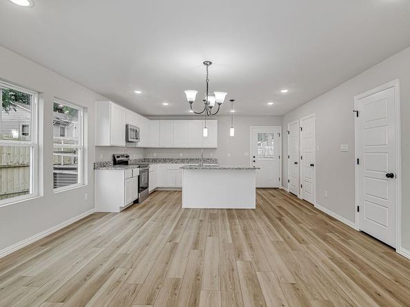 3644  Vaughn Boulevard , Fort Worth Texas 76119