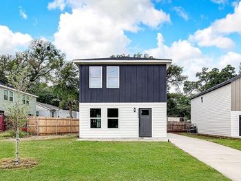 3644  Vaughn Boulevard 