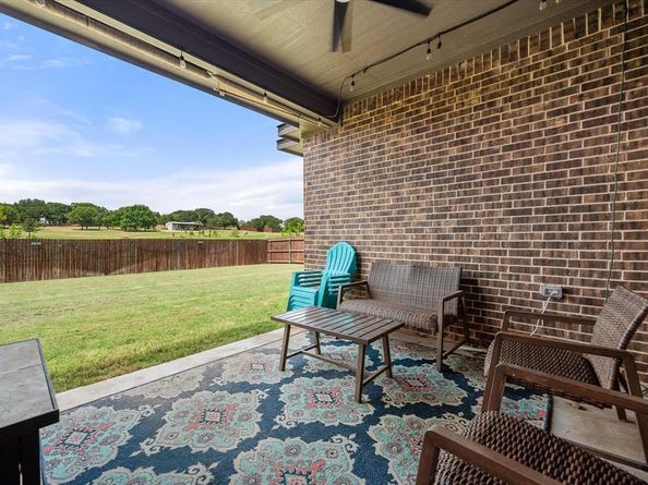 1308  Tucker Lane , Kennedale Texas 76060