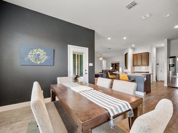 1308  Tucker Lane , Kennedale Texas 76060
