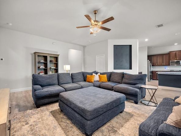 1308  Tucker Lane , Kennedale Texas 76060