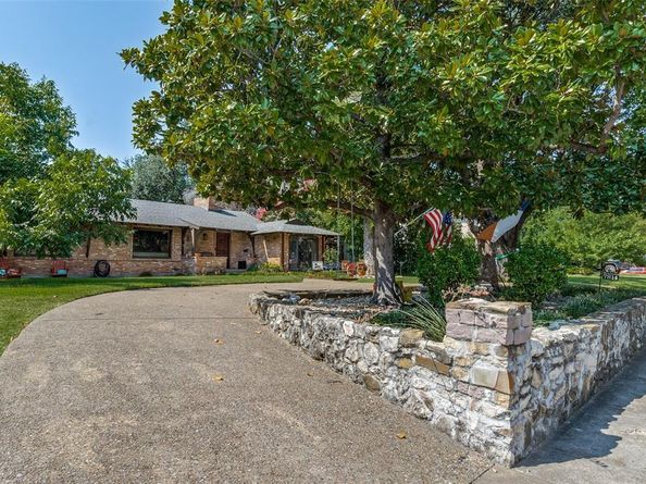 7814  Southwestern Boulevard , Dallas Texas 75225