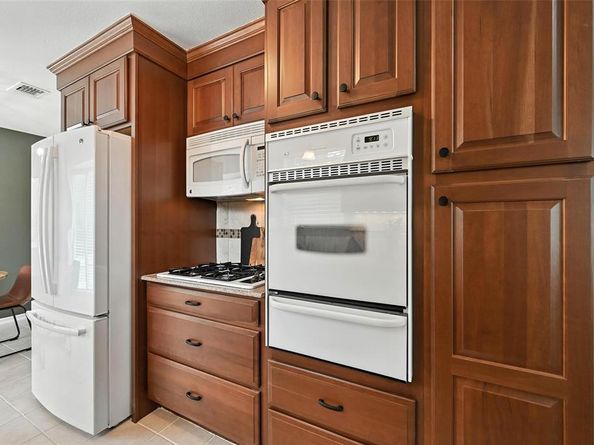 4921  Bonnell Avenue , Fort Worth Texas 76107