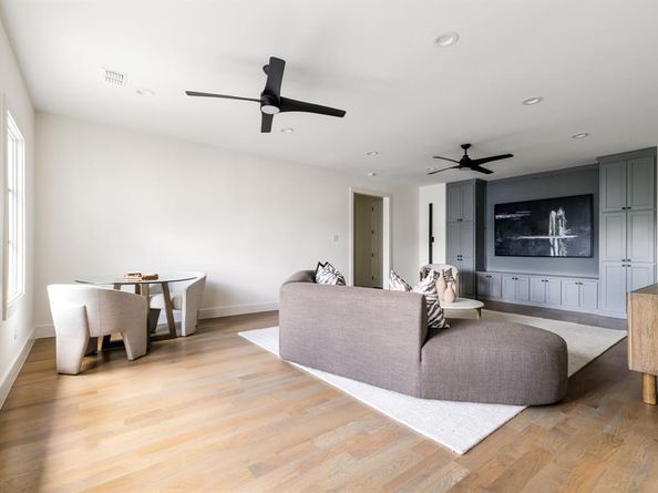 6426  Chevy Chase Avenue , Dallas Texas 75225