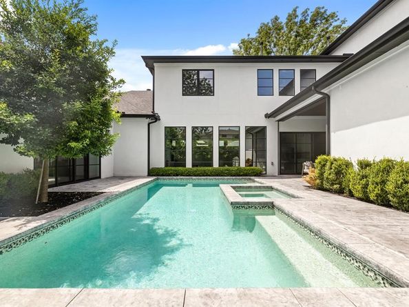 6426  Chevy Chase Avenue , Dallas Texas 75225