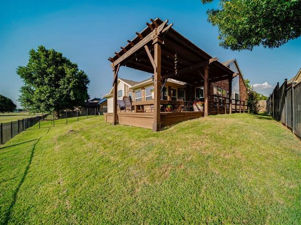 2135  Clubside Drive , Corinth Texas 76210
