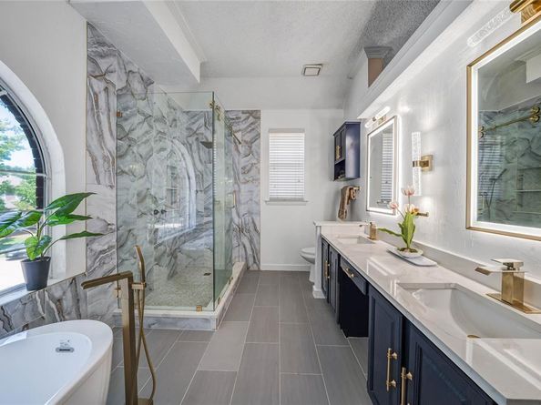 9352  Riverwalk Lane , Irving Texas 75063
