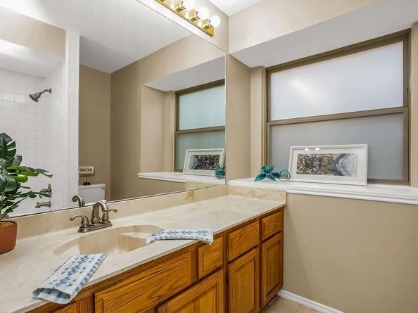1611  Piedmont Place , Carrollton Texas 75007