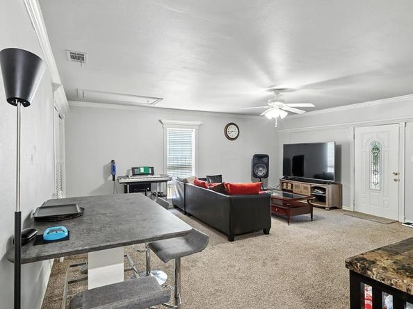 6648  Harrison Way , Watauga Texas 76148