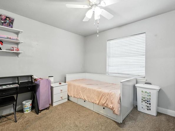 6648  Harrison Way , Watauga Texas 76148