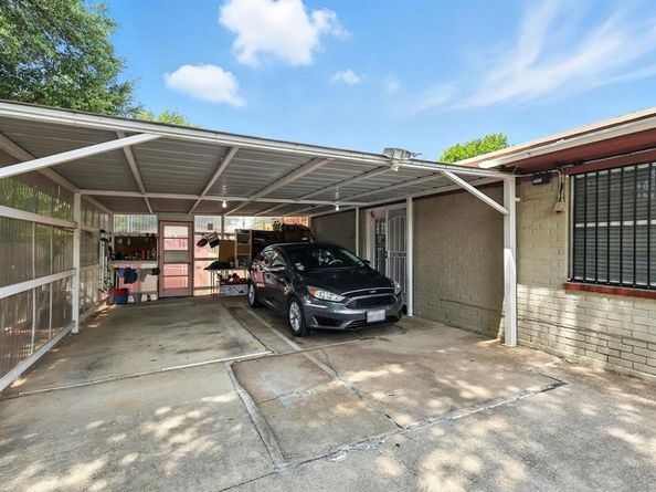 6648  Harrison Way , Watauga Texas 76148