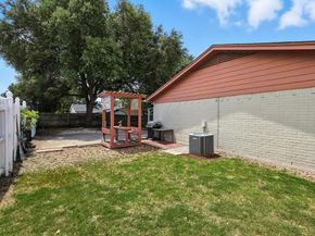 6648  Harrison Way , Watauga Texas 76148