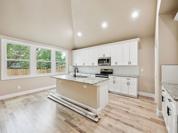 1116 E Pulaski Street , Fort Worth Texas 76104