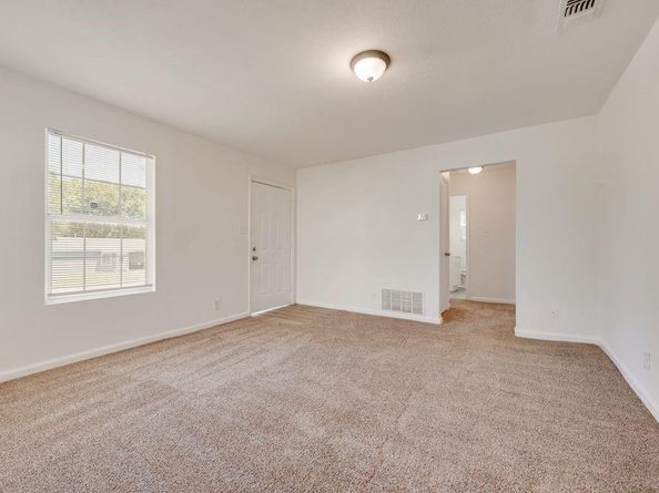 3916  Avenue H  , Fort Worth Texas 76105