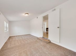 3916  Avenue H  , Fort Worth Texas 76105