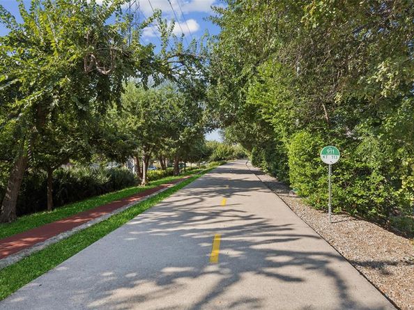 3940  Buena Vista Street  304, Dallas Texas 75204