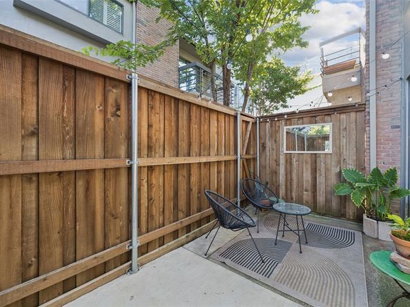 3940  Buena Vista Street  304, Dallas Texas 75204