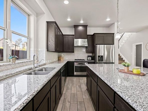 4208  Whispering Willow Way , Arlington Texas 76005