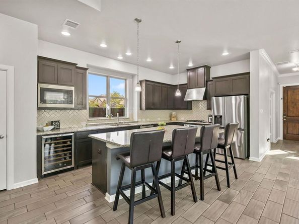 4208  Whispering Willow Way , Arlington Texas 76005