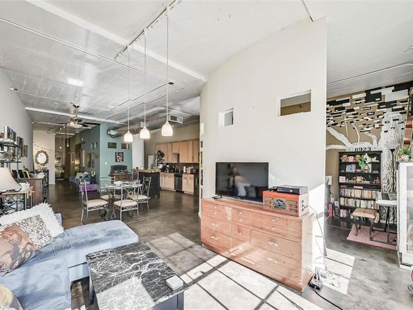 1122  Jackson Street  204, Dallas Texas 75202
