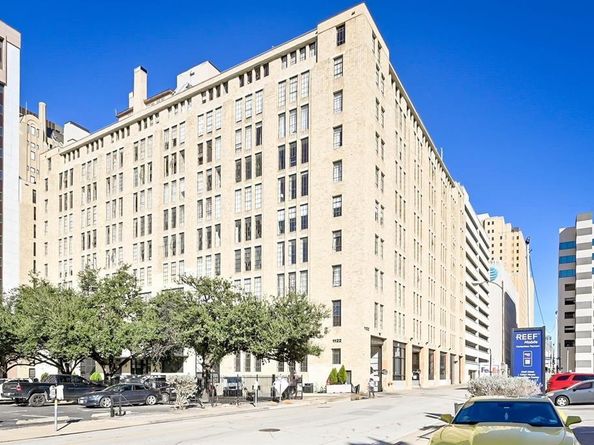 1122  Jackson Street  204, Dallas Texas 75202