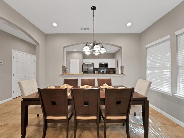 829  Lexington Drive , Lancaster Texas 75134