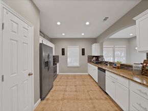 829  Lexington Drive , Lancaster Texas 75134