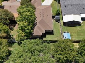 829  Lexington Drive , Lancaster Texas 75134