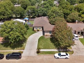 829  Lexington Drive , Lancaster Texas 75134
