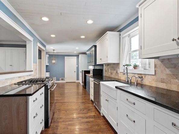 9766  Broken Bow Road , Dallas Texas 75238