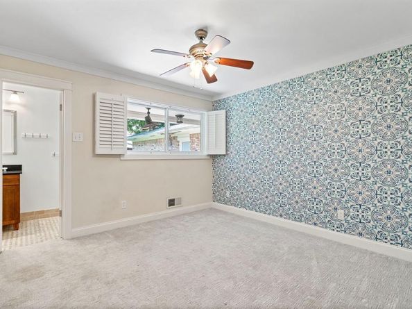 9766  Broken Bow Road , Dallas Texas 75238