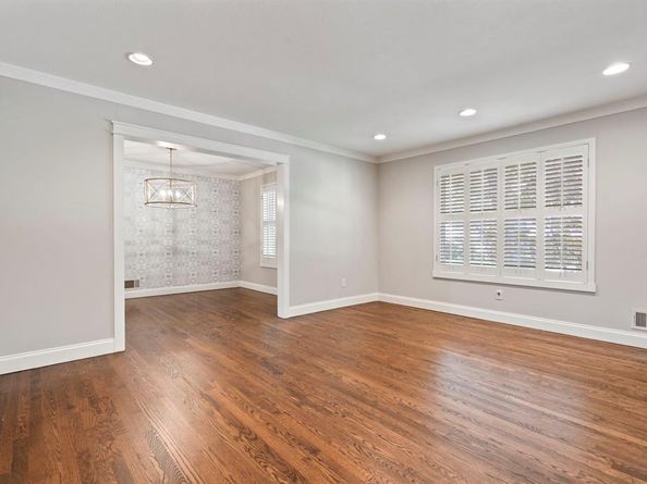 9766  Broken Bow Road , Dallas Texas 75238