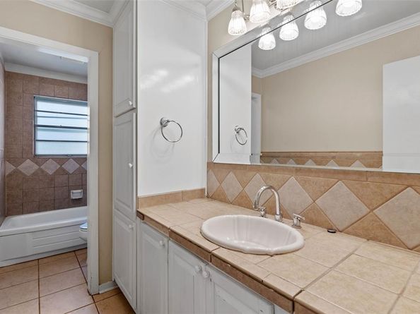 113  Sunnyvale Terrace , Hurst Texas 76053