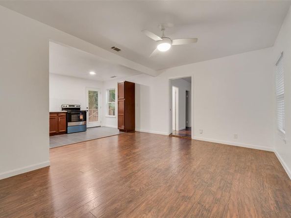 4904  Fairfax Street , Fort Worth Texas 76116