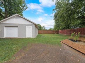 4904  Fairfax Street , Fort Worth Texas 76116
