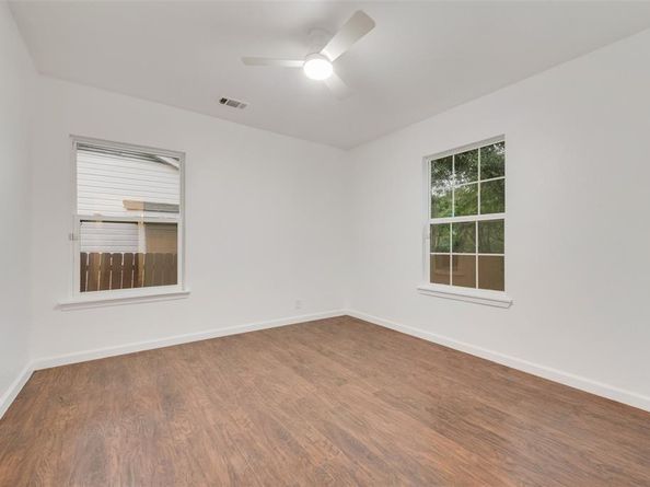 4904  Fairfax Street , Fort Worth Texas 76116