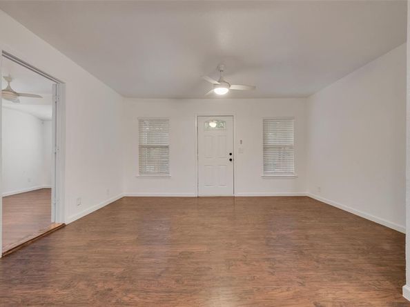 4904  Fairfax Street , Fort Worth Texas 76116